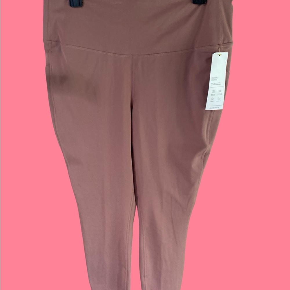 Women's High-Waisted Pants in Peachy Brown